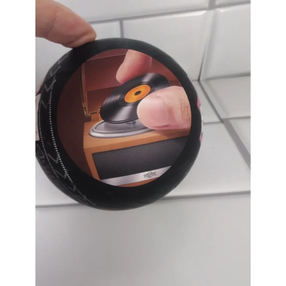 Mini Brands Really Works Vinyl Record Player + 1 Capsule Ball Zuru Retro Toy Set